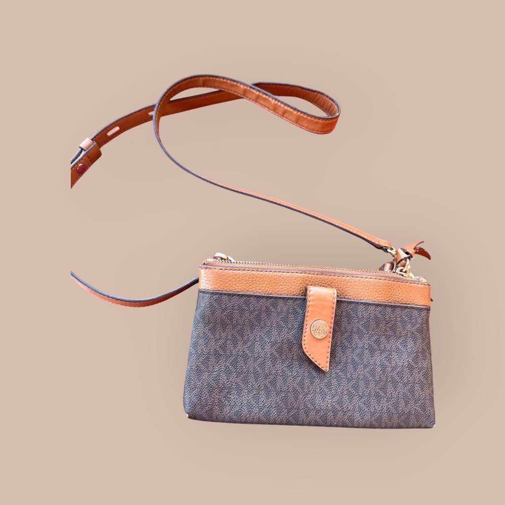 Michael Kors Wristlet Wallet Brown MK Logo PVC Leather Trim Strap Zip Clutch - Picture 4 of 14